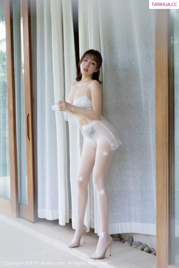 妮小妖  [XIUREN]高清写真图 2019.07.29 黄楽然第6张图片